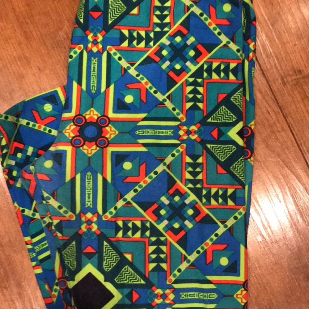 LuLaRoe OS Leggings - Picture 2 of 3